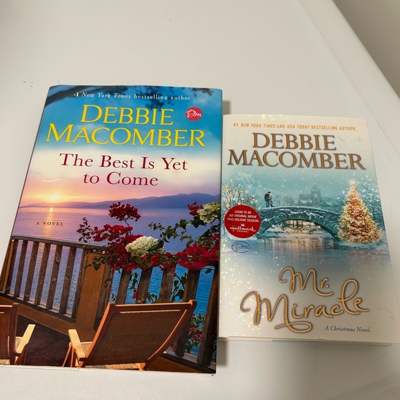 Debbie Macomber Books - Picture 1 of 13